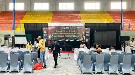 Suasana persiapan pleno rekapitulasi suara tingkat kabupaten di GOR Futsal, Jalan Poros SP2 - SP5, Timika, Papua Tengah, Sabtu (7/12/2024). (Foto: Istimewa/Omar)