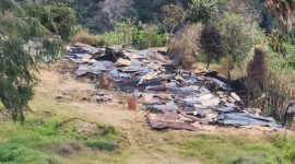 Tampak sejumlah rumah habis terbakar di Kabupaten Pegunungan Bintang, Papua Pegunungan. OPM menuding aparat militer Indonesia yang membakar rumah-rumah tersebut. (Foto: Istimewa/TPNPB-OPM)