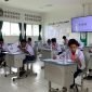 Sejumlah siswa-siswi jenjang SMP mengikuti lomba potensi sains yang berlangsung di salah satu ruang kelas SATP. (Foto: Galeri Papua/Ahmad)