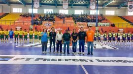 Foto Bersama setelah pembukaan Wonder Futsal Series 2025, Sabtu (24/5/2025). (Foto: Galeri Papua/Benaz).