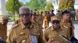 Bupati Mimika, Johannes Rettob. (Foto: Galeri Papua/Ahmad)