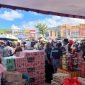 Suasana saat warga memadati stand dalam kegiatan GPM di Lapangan Pasar Lama, Timika, Papua Tengah, Rabu, (4/6/2025). (Foto: Galeri Papua/Benaz)