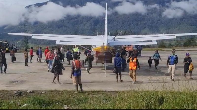 Situasi di Bandara Aminggaru Ilaga, Kabupaten Puncak, Papua Tengah, Rabu (18/6/2025). (Foto: Istimewa)
