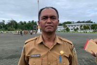 Kepala Disperindag Kabupaten Mimika, Petrus Pali Ambaa. (Foto: Galeri Papua/Ahmad)