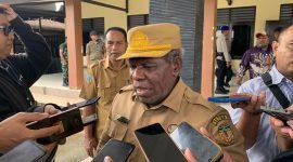 Pj Sekda Mimika, Petrus Yumte. (Foto: Galeri Papua/Ahmad).