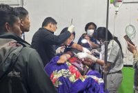Korban dirawat secara intensif di RSUD Sugapa, Intan Jaya, Papua Tengah. (Foto: Istimewa/Satgas Humas Operasi Damai Cartenz)