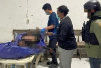 Jenazah anggota KKB anak buah Egianus Kogoya dievakuasi ke RSUD Wamena untuk proses identifikasi. (Foto: Istimewa/Satgas Humas Ops Damai Cartenz)