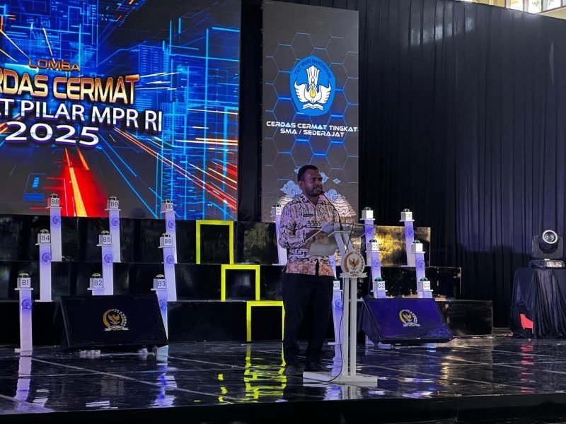 Kepala Bidang Pendidikan Khusus, Fredy Edoway, SE., M. DP., saat menyampaikan sambutan dalam pembukaan LCC MPR RI, Sabtu (12/7/2025). (Foto: Galeri Papua/Benaz)