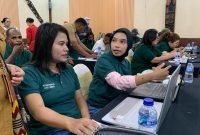 Suasana bimtek penguatan kapasitas ormas di Mimika yang dilaksanakan Badan Kesbangpol Kabupaten Mimika di Multipurpose Room Grand Tembaga Hotel, Selasa (29/7/2025). (Foto: Galeri Papua/Ahmad)