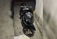 Barang bukti sepeda motor Yamaha warna hitam yang disita polisi dari tangan pelaku. (Foto: Istimewa/Humas Polres Mimika)