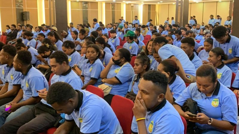 Pelatihan kerja bagi OAP dan Labeti oleh Disnakertrans Mimika, di Ballroom Hotel Horison Diana Timika, Rabu (20/8/2025). (Foto: Galeri Papua/Ahmad)