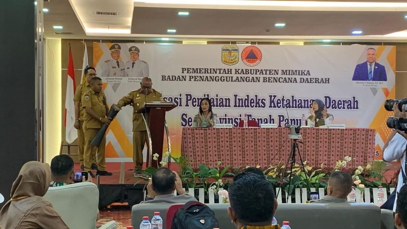 Pembukaan sosialisasi indeks ketahanan daerah di Ballroom Hotel Horison Diana Timika, Selasa (9/9/2025), (Foto: Galeri Papua/Ahmad)