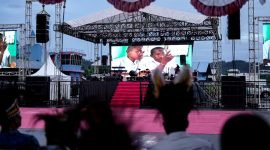 Pemutaran film pendek berjudul Darurat Kelas diputar pada pembukaan Festival Budaya Pelajar Papua Tengah 2025 yang diselenggarakan Dinas Pendidikan dan Kebudayaan Papua Tengah, Rabu (3/9/2025) sore. (Foto: Istimewa/Joe)