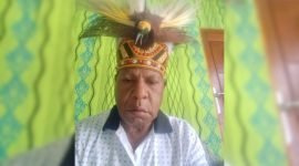 Wakil Ketua I Lembaga Musyawarah Adat Suku Kamoro (Lemasko) Bidang Hubungan Pemerintah dan Masyarakat, Marianus Maknaipeku. (Foto: Istimewa)