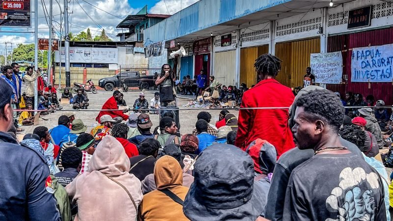 Solidaritas Pelajar dan Mahasiswa Gelar Mimbar Bebas di Nabire, Papua Tengah. (Foto: Galeri Papua/Endy Langobelen)