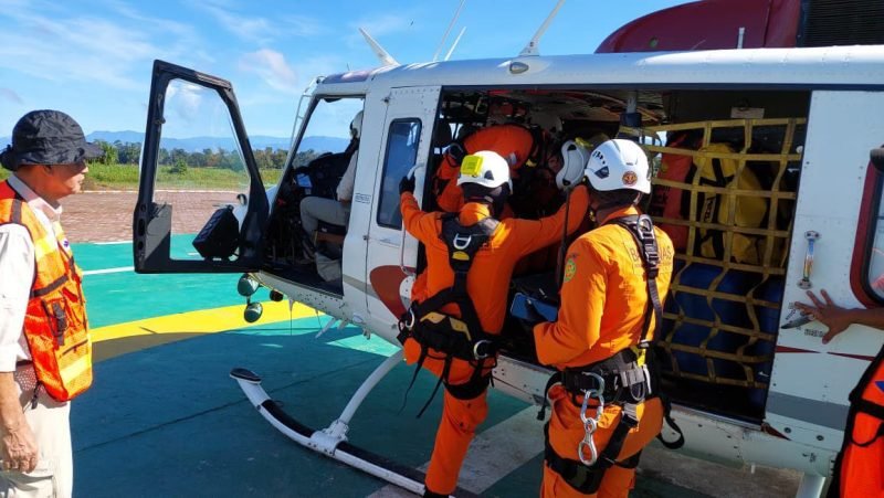 Tim evakuasi kedua yang bertolak dari Timika menuju ke titik jatuhnya helikopter di sekitaran Distrik Jila. (Foto: Istimewa)