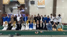 Foto bersama usai kegiatan Maulid Nabi oleh PMII Mimika di Masjid Nurul Iman, Jalan Pendidikan, Mimika, Papua Tengah, Minggu (14/9/2025). (Foto: Istimewa/PMII Mimika)