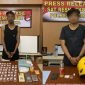 Kedua pelaku tindak pidana narkotika yang berhasil dibekuk polisi. (Foto: Istimewa/Humas Polres Mimika)