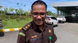Kasi Intelijen Kejari Mimika, Royal Sihotang. (Foto: Galeri Papua/Ahmad)