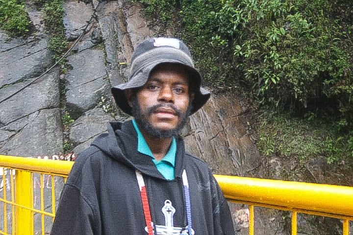 Yoki Sondegau, aktivis mahasiswa sekaligus Ketua Solidaritas Mahasiswa dan Masyarakat Timika (SOMAMA-TI). (Foto: Istimewa/SOMAMA-TI)