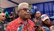 Bupati Mimika, Johannes Rettob. (Foto: Galeri Papua/Ahmad)