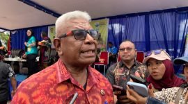 Bupati Mimika, Johannes Rettob. (Foto: Galeri Papua/Ahmad)