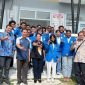 Foto bersama DPRP Papua Tengah, Nancy Natalia Raweyai dan Wakil Ketua DPD RI Yorrys Raweyai bersama perwakilan mahasiswa. (Foto: Istimewa)