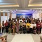 Momen pelantikan jajaran pengurus IKF periode 2025-2030 di Hotel Kanguru, Sabtu, 13 Desember 2025 petang. (Foto: Galeri Papua/Ahmad).