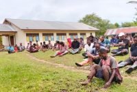 Tim investigasi menemui para pengungsi di lapangan. (Foto: Istimewa/Dok. Tim investigasi)