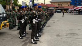 Personel yang mengikuti apel pengamanan di halaman Sentra Pelayanan Polres Mimika, Rabu (31/12/2025). (Foto: Galeri Papua/Ahmad)