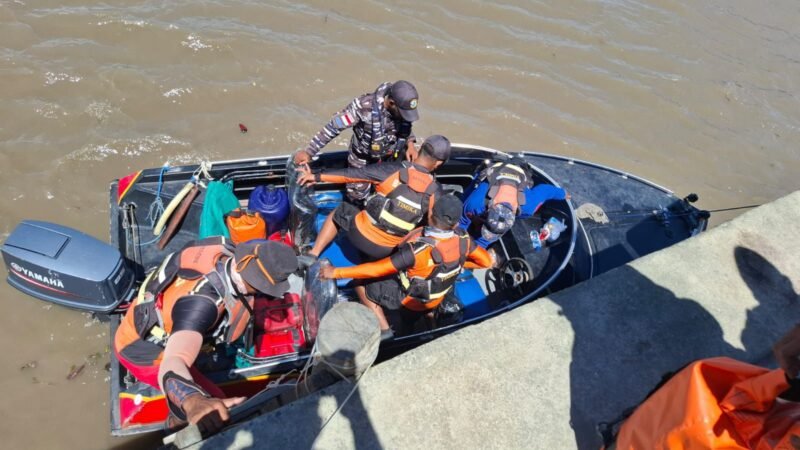 Tim SAR gabungan hendak bertolak menuju lokasi kejadian untuk melakukan pencarian. (Foto: Istimewa)