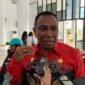Kepala Dinas PUPR Kabupaten Mimika, Inosensius Yoga Pribadi saat ditemui wartawan, Kamis (15/1/2026). (Foto: Galeri Papua/Ahmad)