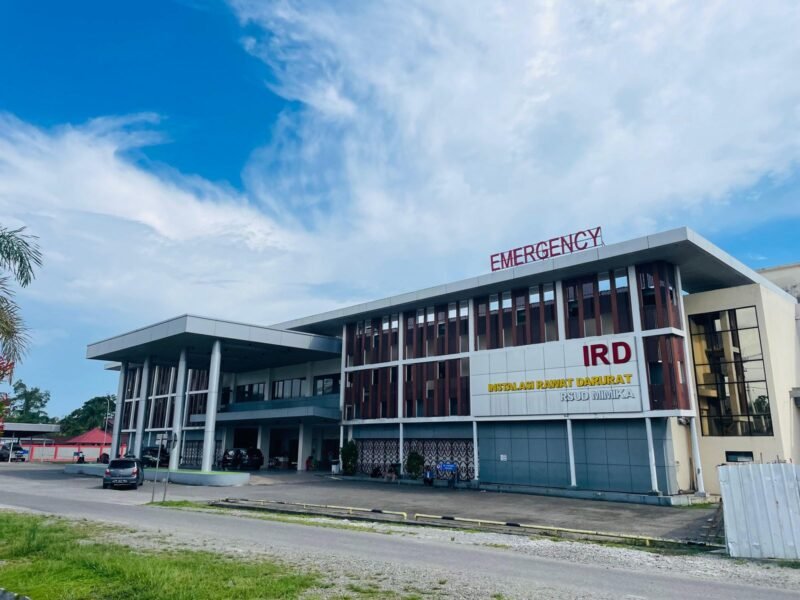 Gedung IRD RSUD Mimika. (Foto: Galeri Papua/Kevin Kurni)