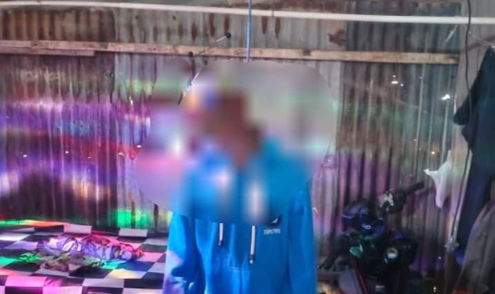 Jasad korban ditemukan dalam keadaan gantung diri. (Foto: Istimewa)