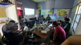 Masyarakat adat rapat bersama Tim Advokasi Solidaritas Merauke terkait penolakan alih status 486 ribu hektar hutan di Papua Selatan. (Foto: Istimewa/Tim Advokasi Solidaritas Merauke)