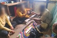 Satu pucuk senjata api milik kelompok bersenjata Organisasi Papua Merdeka (OPM) Kodap XV Ngalum Kupel diserahkan secara sukarela di Distrik Kiwirok, Kabupaten Pegunungan Bintang, Papua Pegunungan, Selasa (17/2/2026). (Foto: Koops Swasembada)