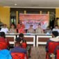 Suasana proses restorative justice pelepasan 11 tahanan konflik Kwamki Narama yang berlangsung di Mako Polres Mimika, Jalan Agimuga, Mile 32, Distrik Kuala Kencana, Mimika, Papua Tengah, Kamis (26/2/2026). (Foto: Galeri Papua/Ahmad)