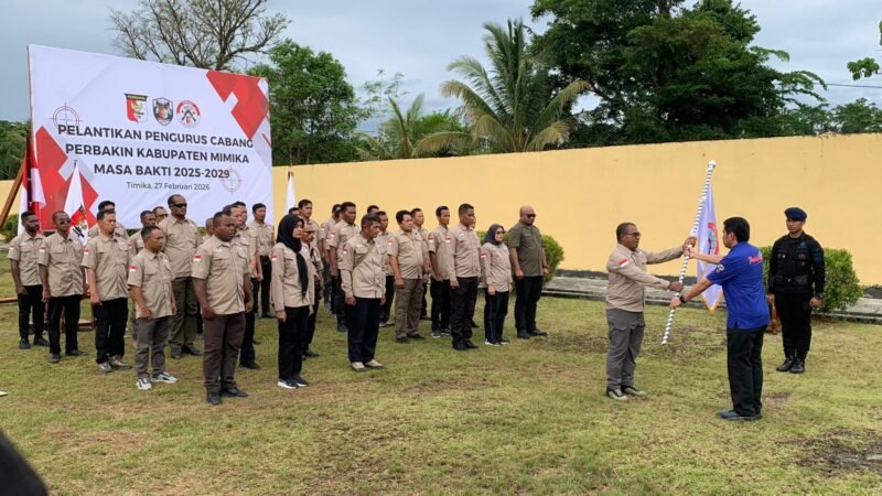 Momen pelantikan pengurus Perbakin Kabupaten Mimika di Lapangan Tembak Ismail Toduho, Mako Brimob Batalyon B Pelopor Sat Brimob Polda Papua Tengah, Jumat (27/2/2026). (Foto: Galeri Papua/Ahmad)