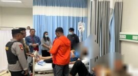 Ketiga korban anggota Polres Mimika dirawat di RSUD Mimika. (Foto: Humas Polres Mimika)