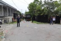 Proses olah TKP keributan di Jalan Kesehatan Dalam, Kelurahan Timika Indah, Distrik Mimika Baru, Mimika, Papua Tengah, Senin (2/3/2026). (Foto: Humas Polres Mimika)