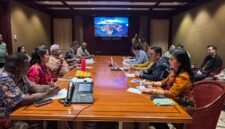 Pertemuan Direktur Utama BPJS Kesehatan, Prihati Pujowaskito, dengan Pemerintah Kabupaten Mimika, Jumat (6/3/2026). (Foto: BPJS Kesehatan)