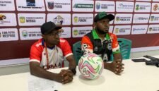 Konferensi pers Panitia Pelaksana Piala Gubernur Liga 4 zona Papua Tengah terkait penundaan pertandingan Persemi vs Persido akibat hujan deras, Kamis (12/3/2026). (Foto: Galeri Papua/Ahmad)