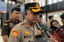 Kapolres Mimika, AKBP Billyandha Hildiario Budiman, saat ditemui awak media di Graha Eme Neme Yauware usai apel gelar pasukan Operasi Kepolisian Terpusat Ketupat 2026, Kamis (12/3/2026). (Foto: Galeri Papua/Ahmad)