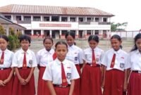 Siswi SD Inpres Nawaripi di Mimika, Papua Tengah, menyampaikan keluhan langsung kepada Presiden RI, Prabowo Subianto, terkait mandegnya pelayanan MBG. (Foto: Tangkapan layar video yang beredar)