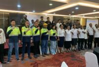 Foto bersama pada pembukaan kegiatan SIAP CATIN yang digelar PT Petrosea Tbk di Ballroom Hotel Horison Diana Timika, Rabu (15/4/2026). (Foto: Galeri Papua/Ahmad)