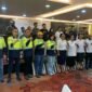 Foto bersama pada pembukaan kegiatan SIAP CATIN yang digelar PT Petrosea Tbk di Ballroom Hotel Horison Diana Timika, Rabu (15/4/2026). (Foto: Galeri Papua/Ahmad)