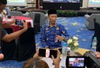 Kepala Disdukcapil Kabupaten Mimika, Slamet Sutejo. (Foto: Galeri Papua/Ahmad)