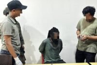 Anggota KKB berinisial T.J alias K alias A.W menjalani pemeriksaan lebih lanjut oleh penyidik. (Foto: Satgas Humas Operasi Damai Cartenz 2026)
