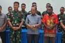 Pertemuan antara pihak Kodim 1710 Mimika bersama Pastor Amandus Rahadat, Pr., beserta pihak Keuskupan Timika di Aula Bobaigo, Keuskupan Timika, Rabu (29/4/2026). (Foto: Galeri Papua/Endy Langobelen)