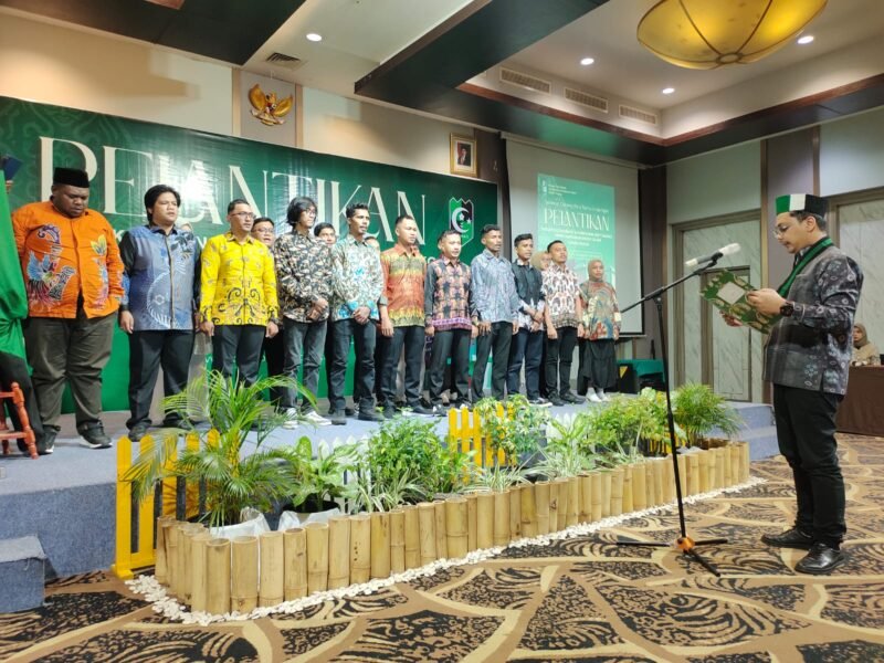 Ketua Umum Pengurus Besar Himpunan Mahasiswa Islam, Bagas Kurniawan, melantik Pengurus Badan Koordinasi (Badko) HMI Tanah Papua periode 2026 - 2028 dalam prosesi di Jayapura. Sabtu, 25 April 2026. Galeripapua/Ikbal Asra